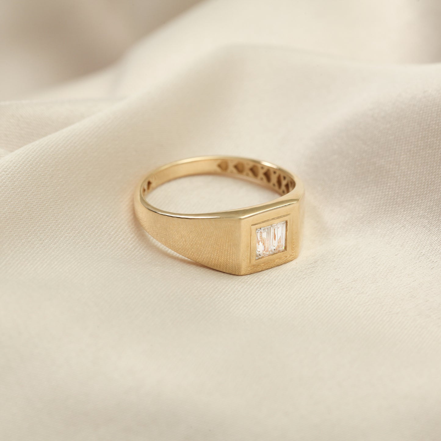 14K Signet Ring with Baguette Zircon
