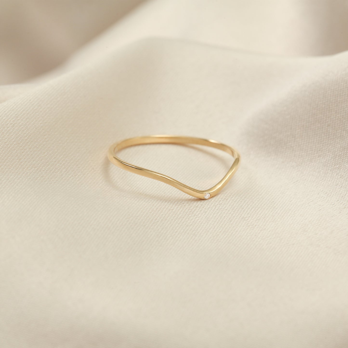 14K Solid Gold Wave Ring with Zircon