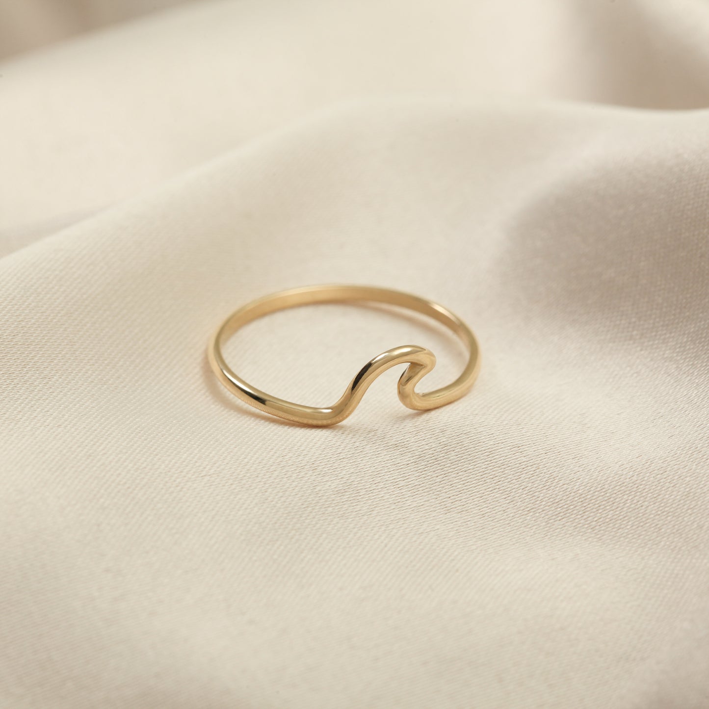 14K Wave Ring in Solid Gold – Ultra-Slim Surf Band