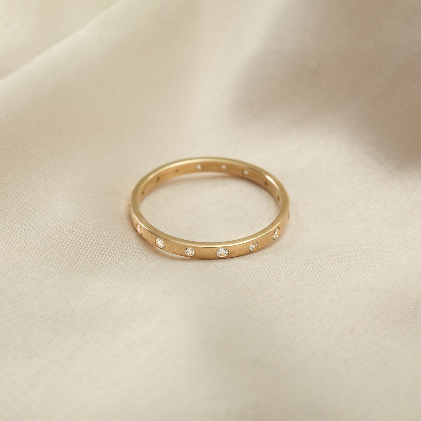 Zircon 14K Solid Gold Band Ring