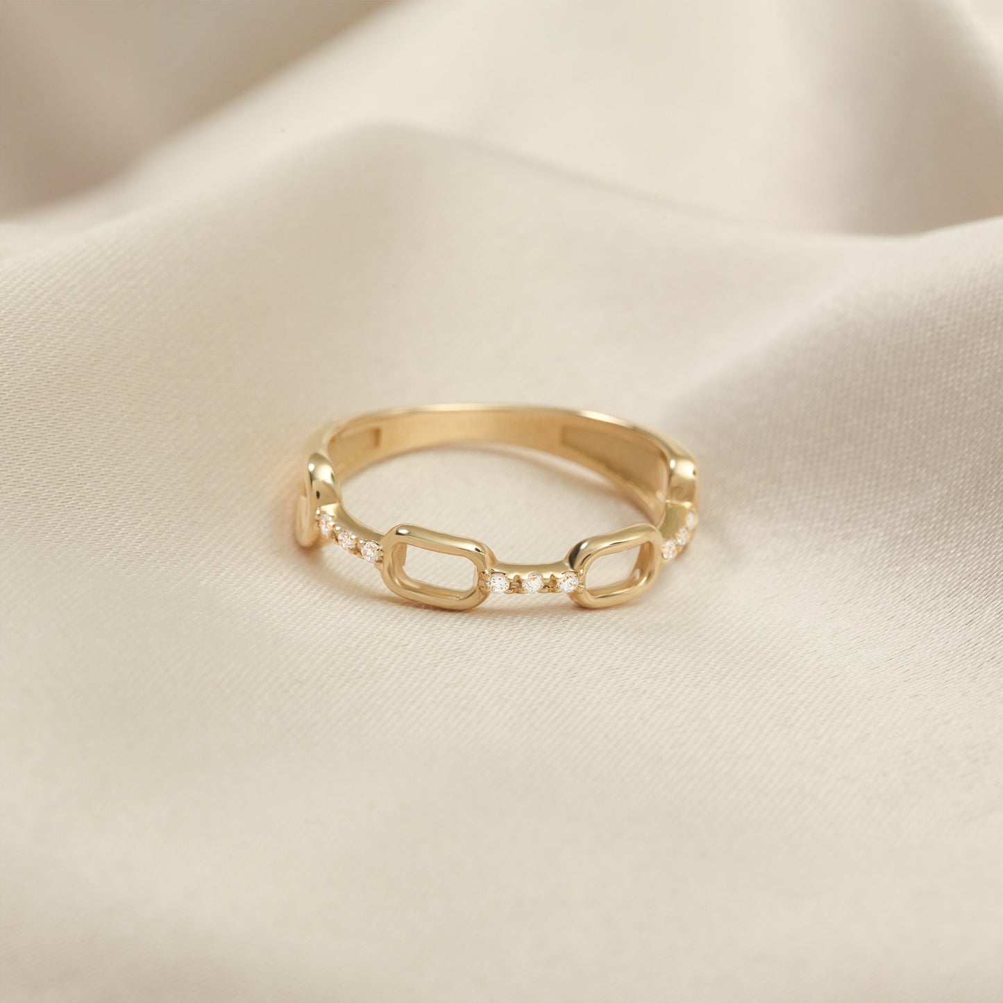 14K Gold Chain Link Ring with Zircon Accents