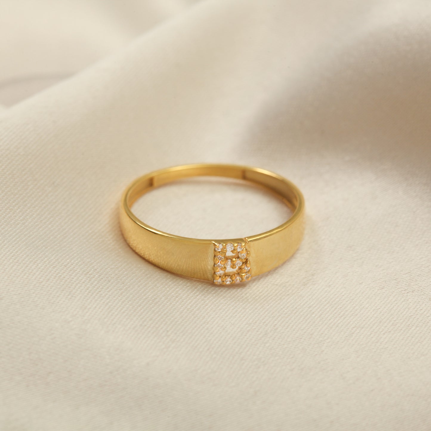 14K Bold Square Letter Signet Ring