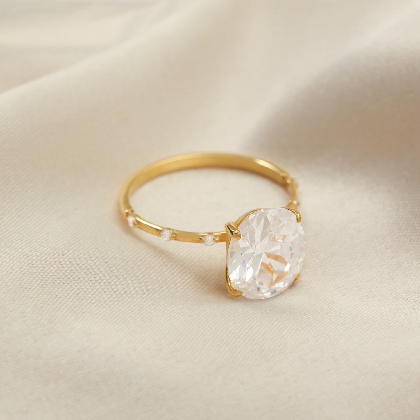 14K Oval Zircon Solitaire Gold Ring