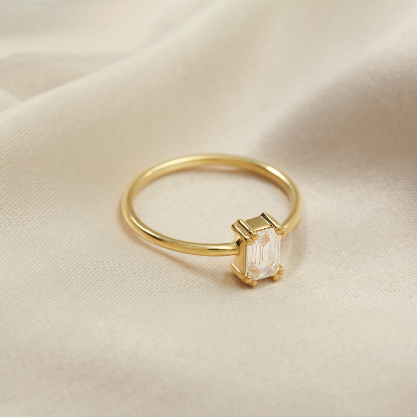 14K Baguette-Cut Zircon Classic Gold Ring
