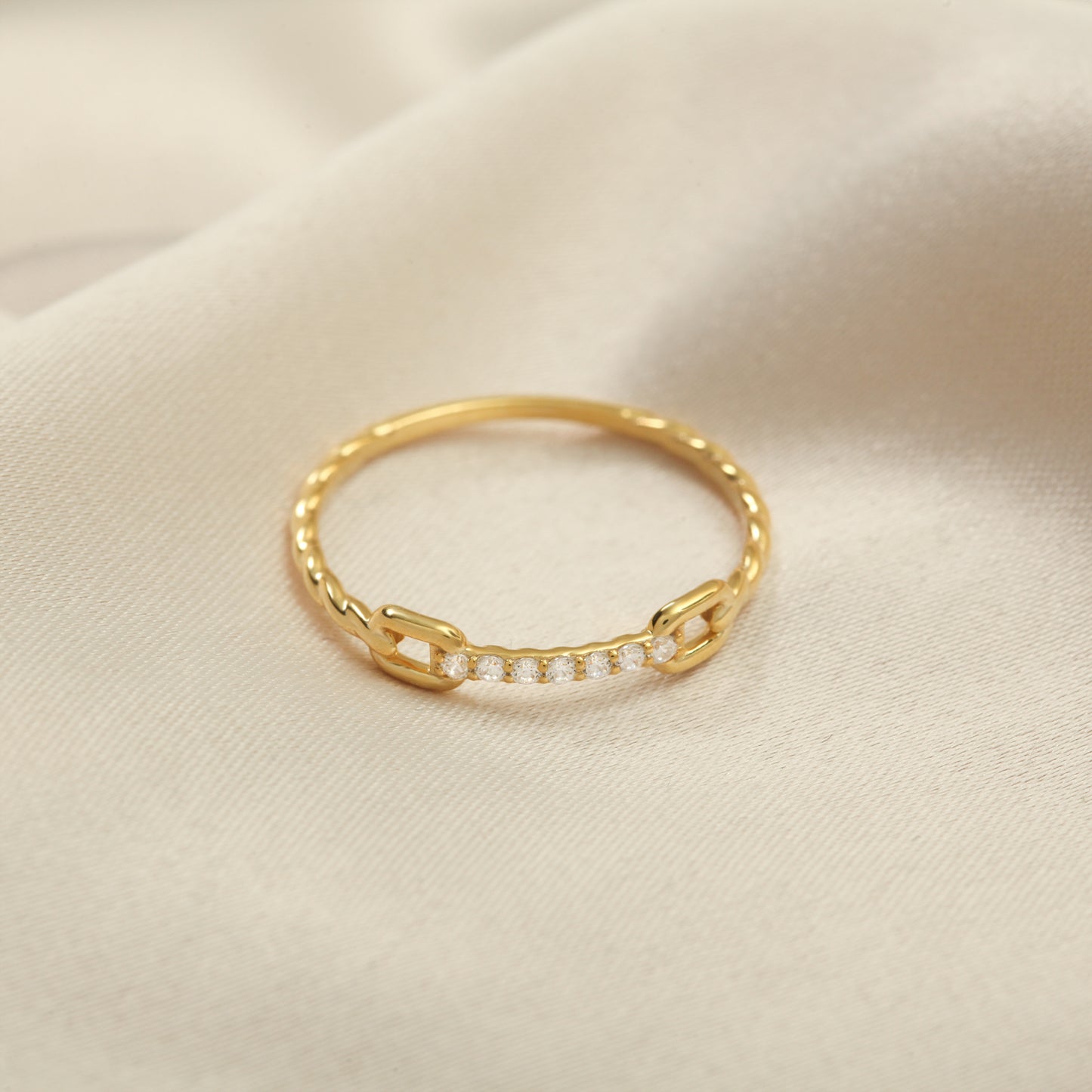 14K Gold Chain Link Bar Ring