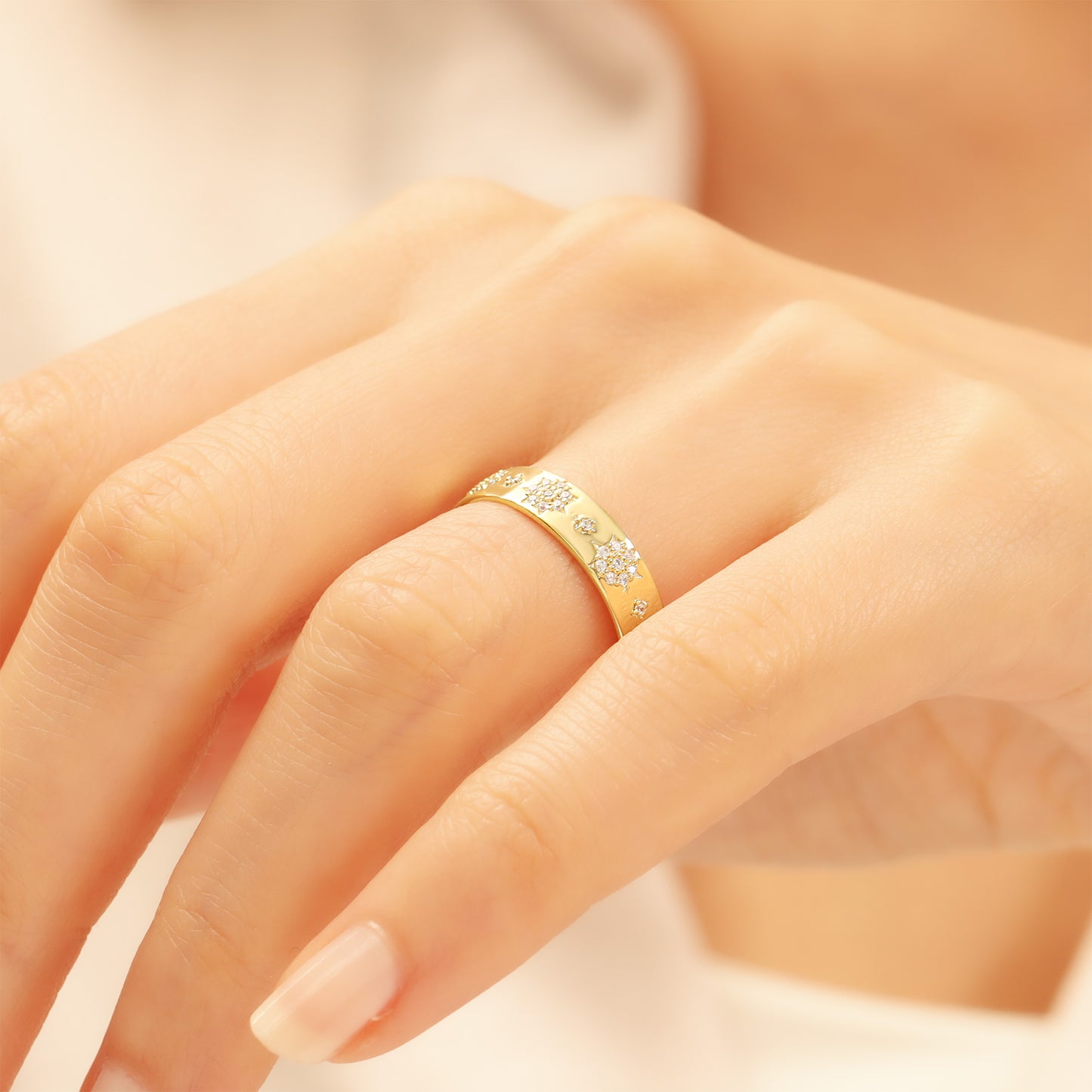 14K Snowflake Star Band Ring