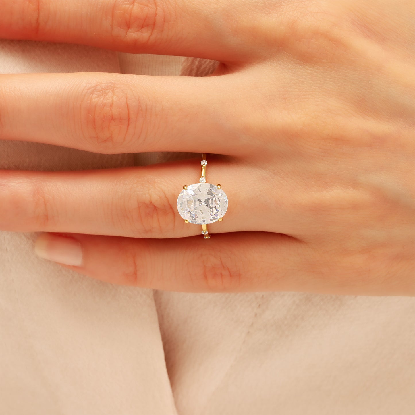 14K Oval Zircon Solitaire Gold Ring