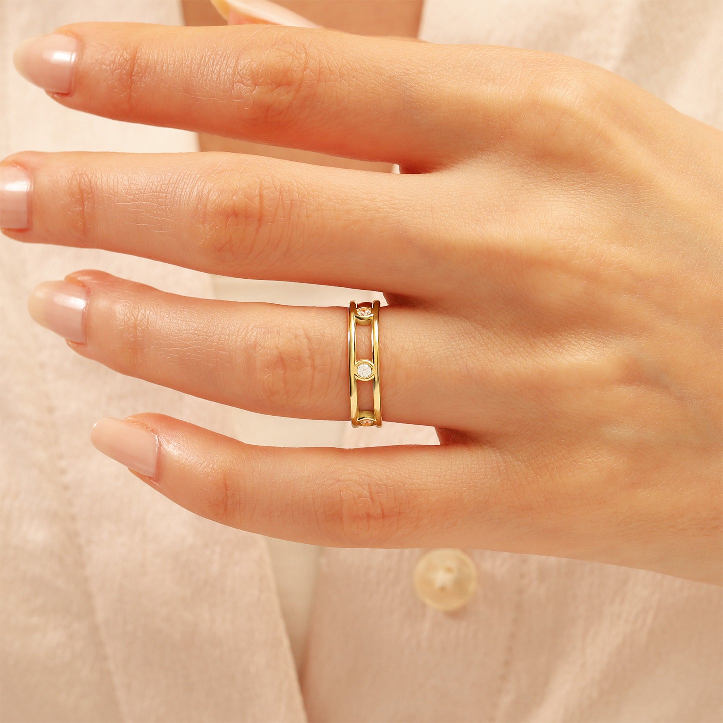 14K Bezel Set Zircon Gold Ring