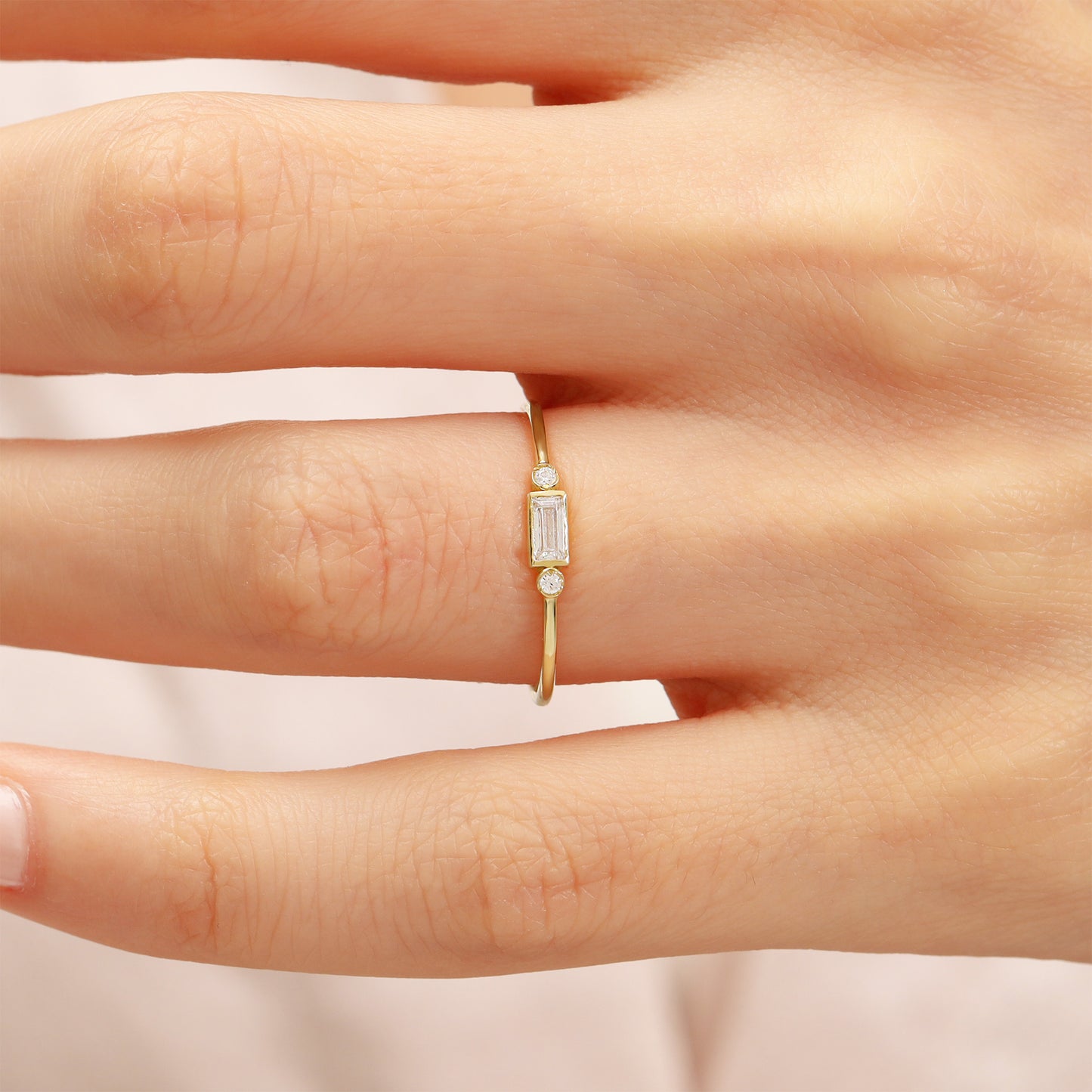 Baguette Zircon Ring in Solid Gold 14K