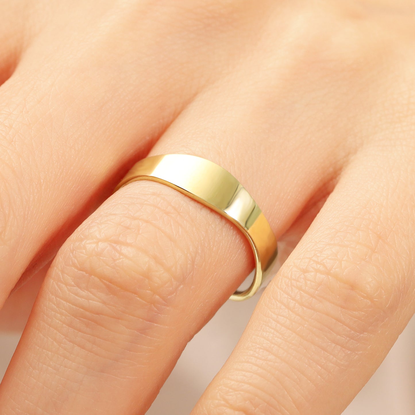 14K Wavy Solid Gold Band Ring