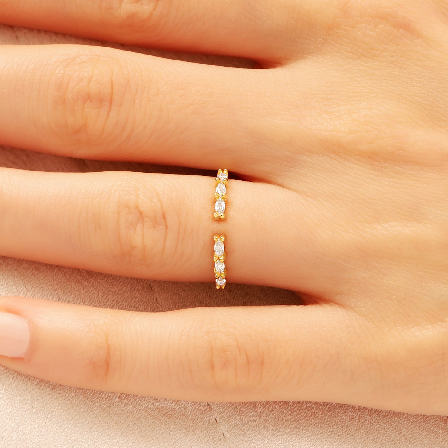 14K Open Marquise Band Ring in 14K Gold