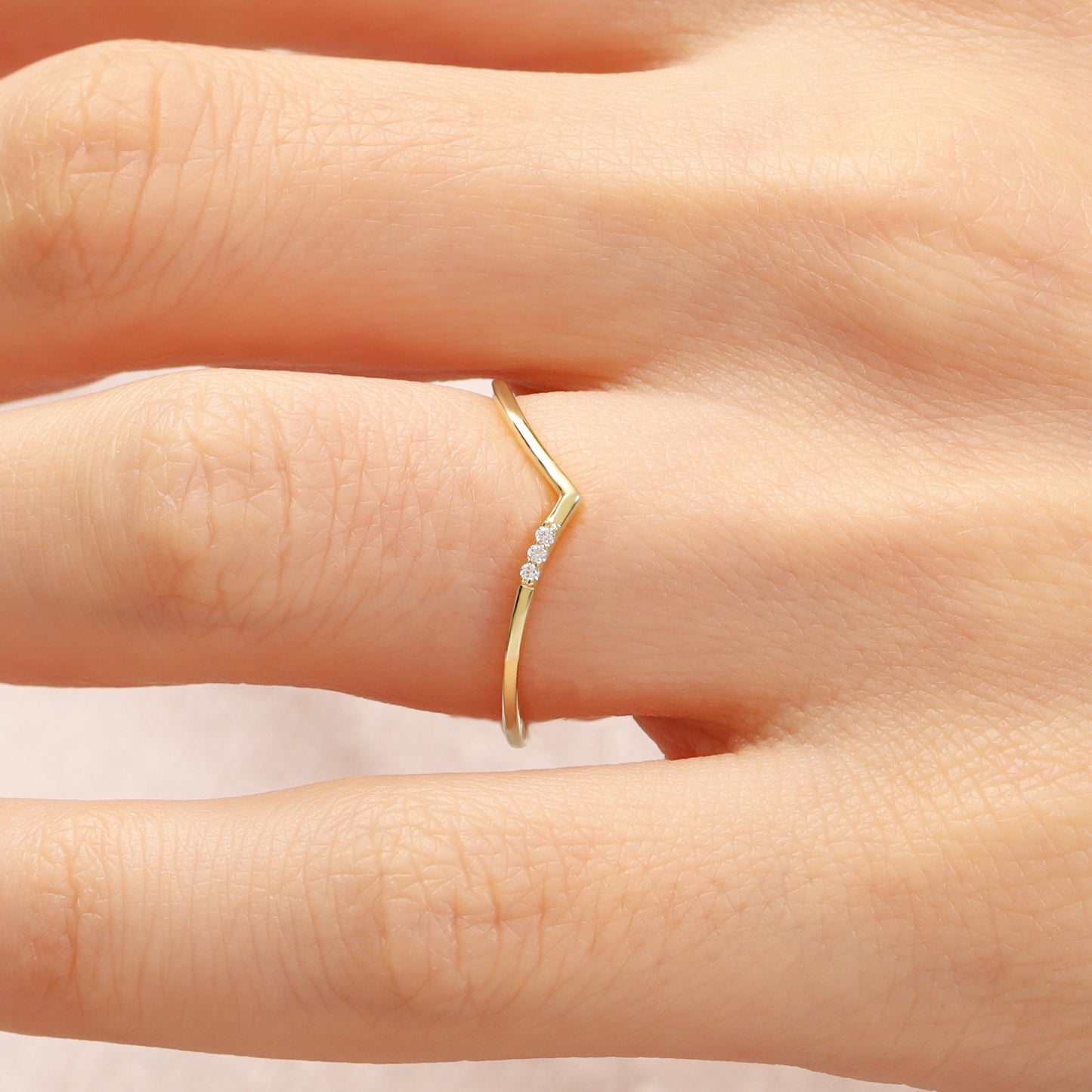 14K Gold V-Shaped Ring with Zircon