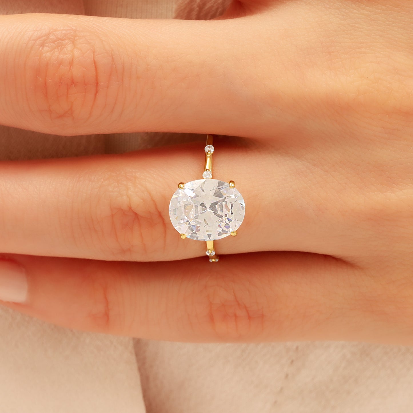 14K Oval Zircon Solitaire Gold Ring