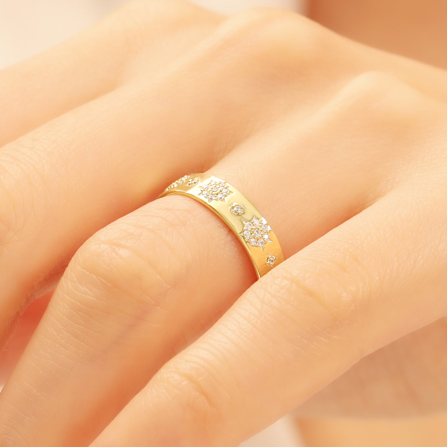 14K Snowflake Star Band Ring