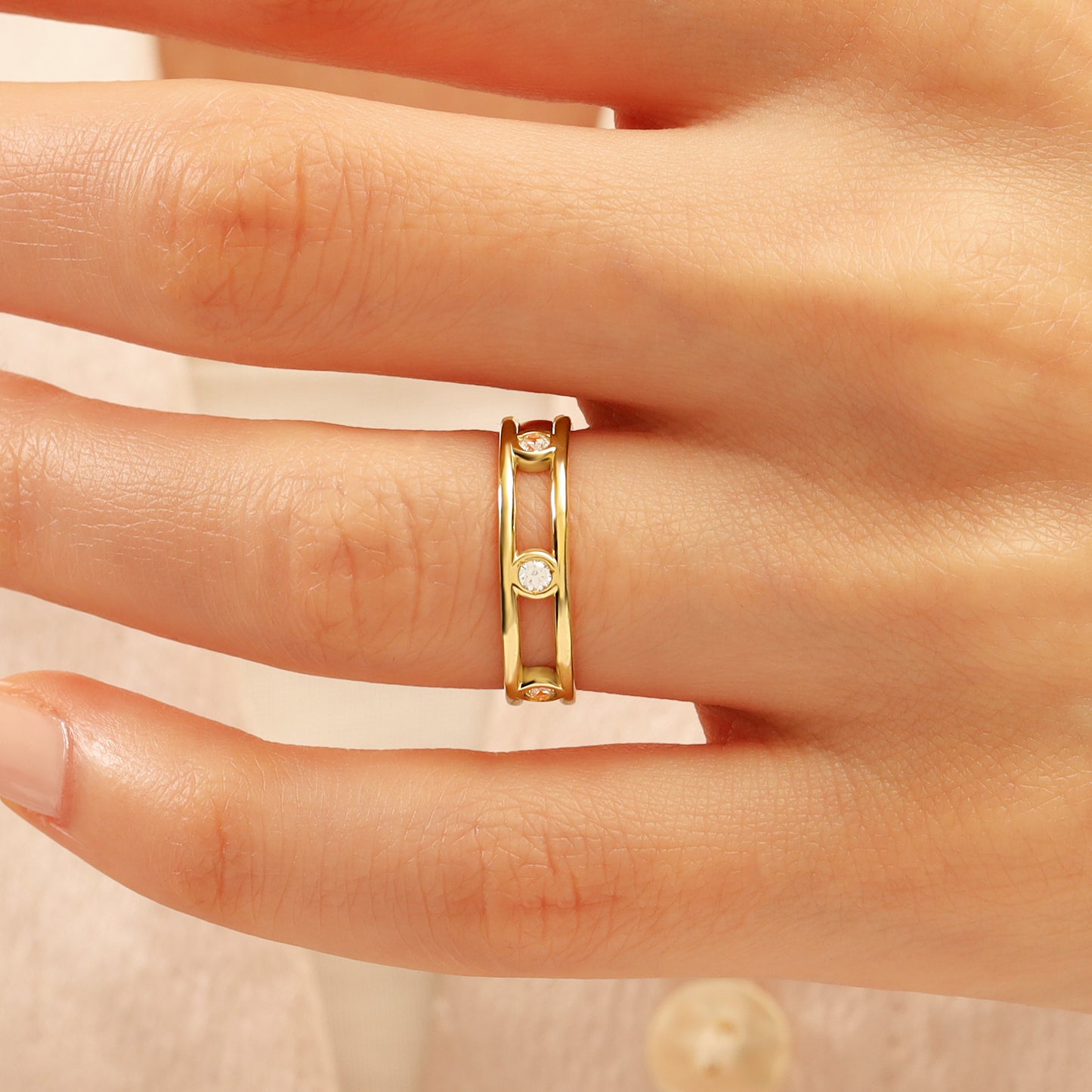 14K Bezel Set Zircon Gold Ring