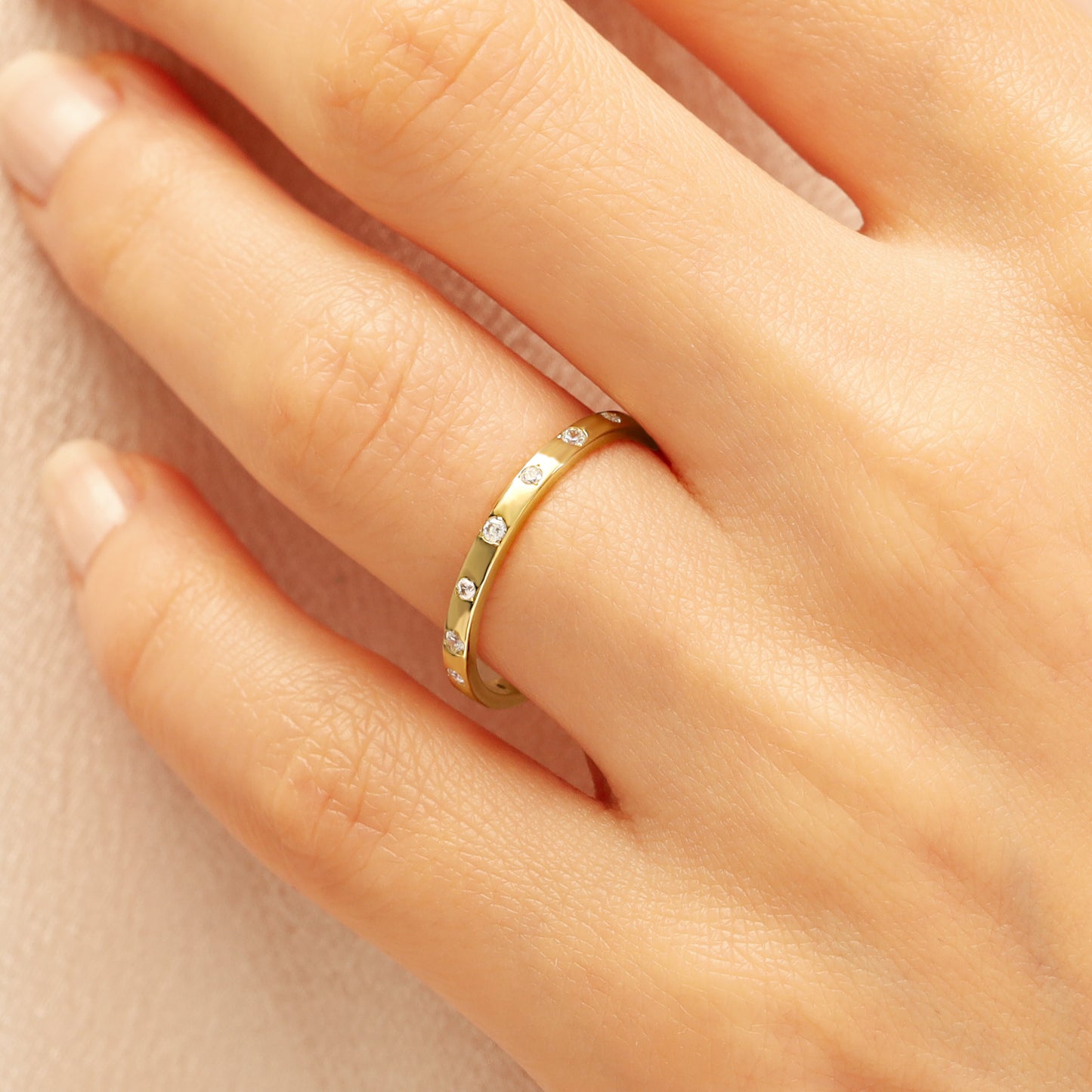 Zircon 14K Solid Gold Band Ring