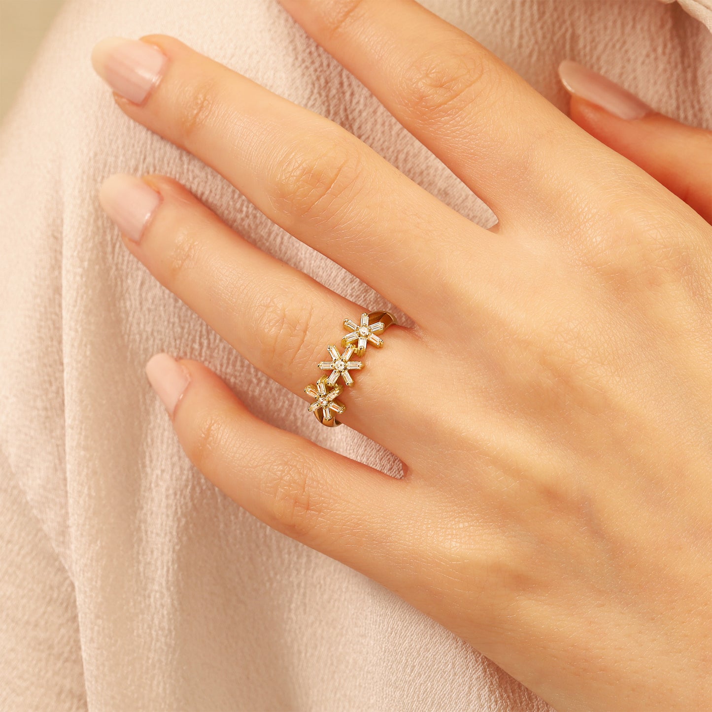 14K Floral Gold Ring with Baguette Zircon