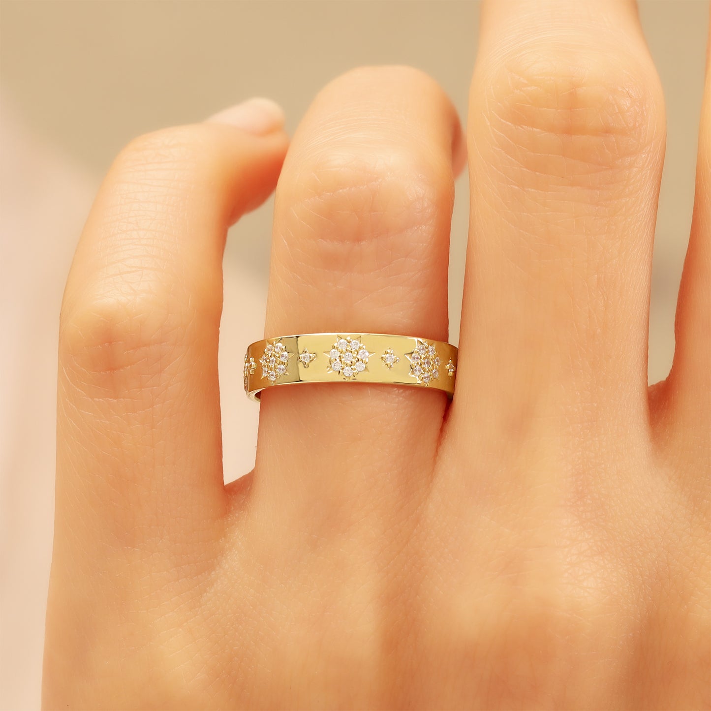 14K Snowflake Star Band Ring