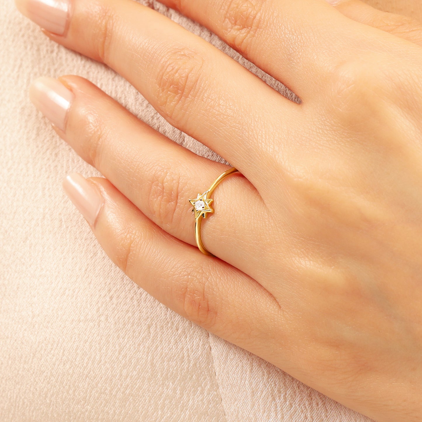 14K Gold Star Ring – Dainty North Star Stackable Band
