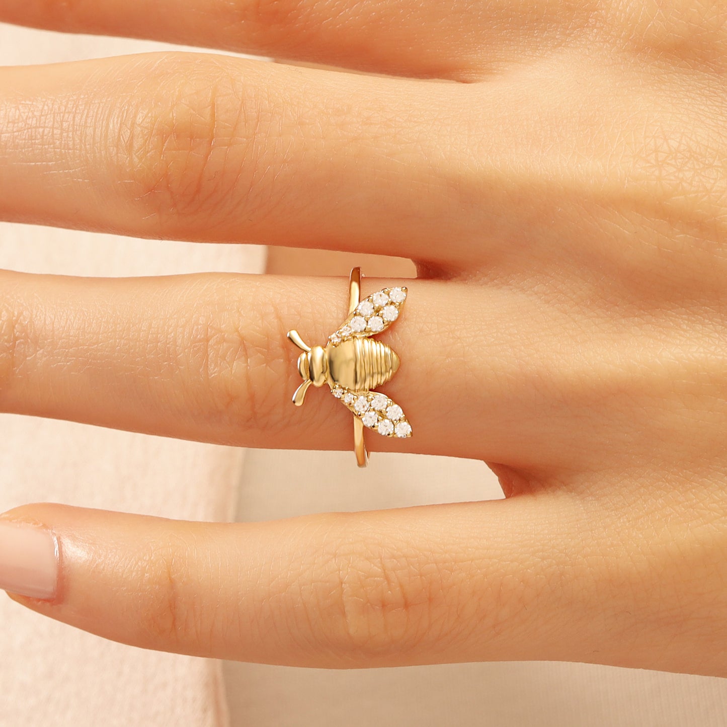 14K Bee Motif Zircon Gold Ring