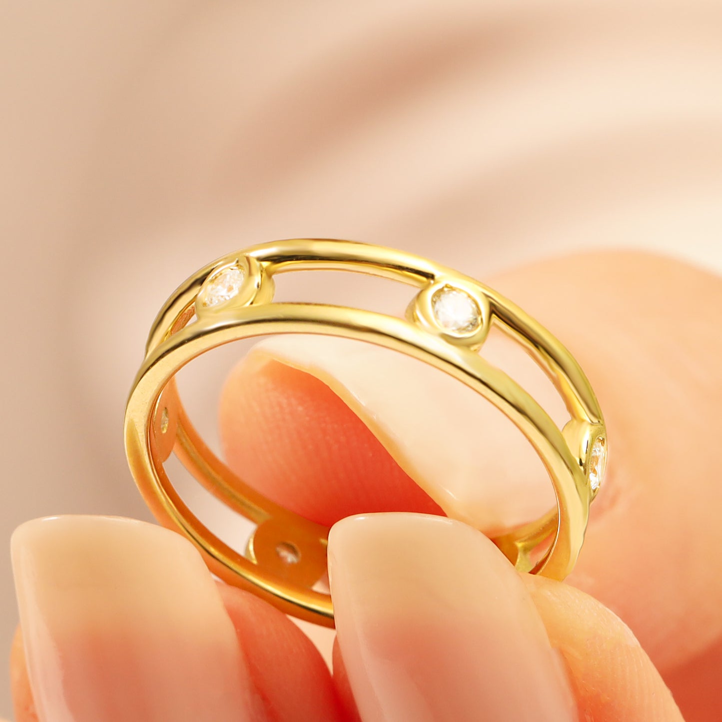 14K Bezel Set Zircon Gold Ring
