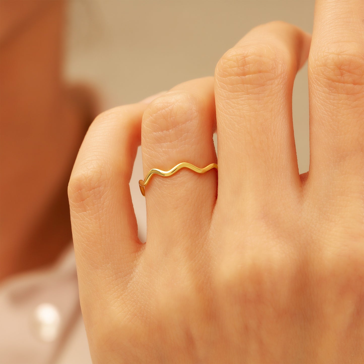 14K Wavy Gold Band Ring