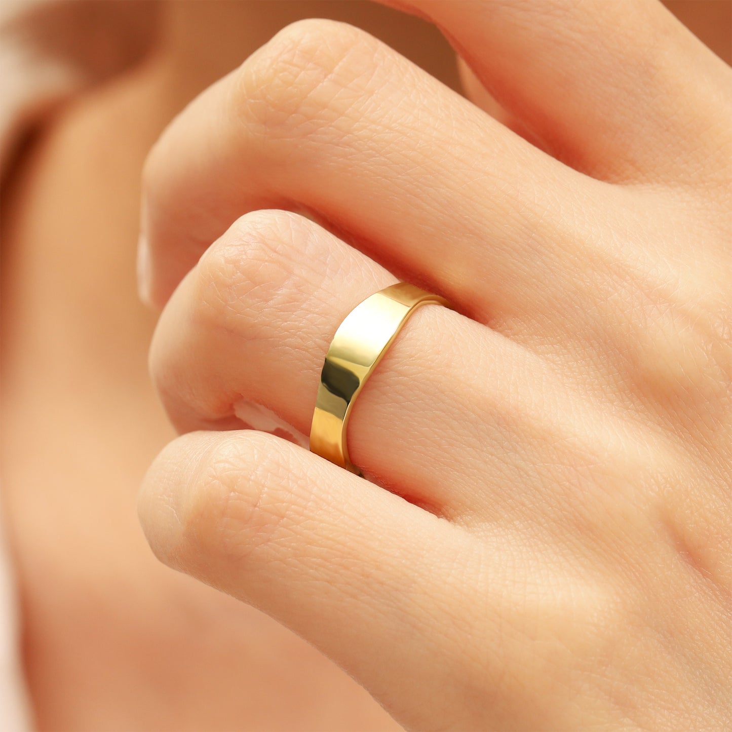 14K Wavy Solid Gold Band Ring