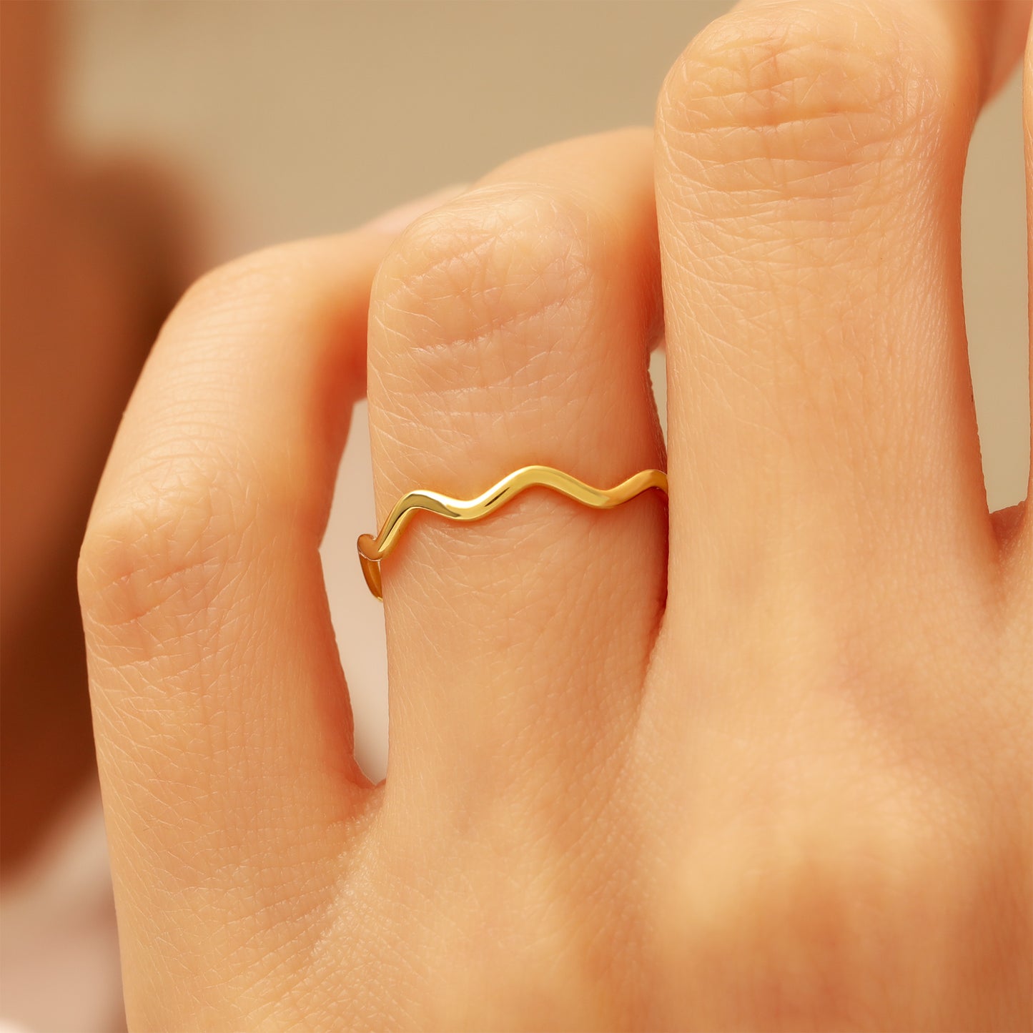 14K Wavy Gold Band Ring
