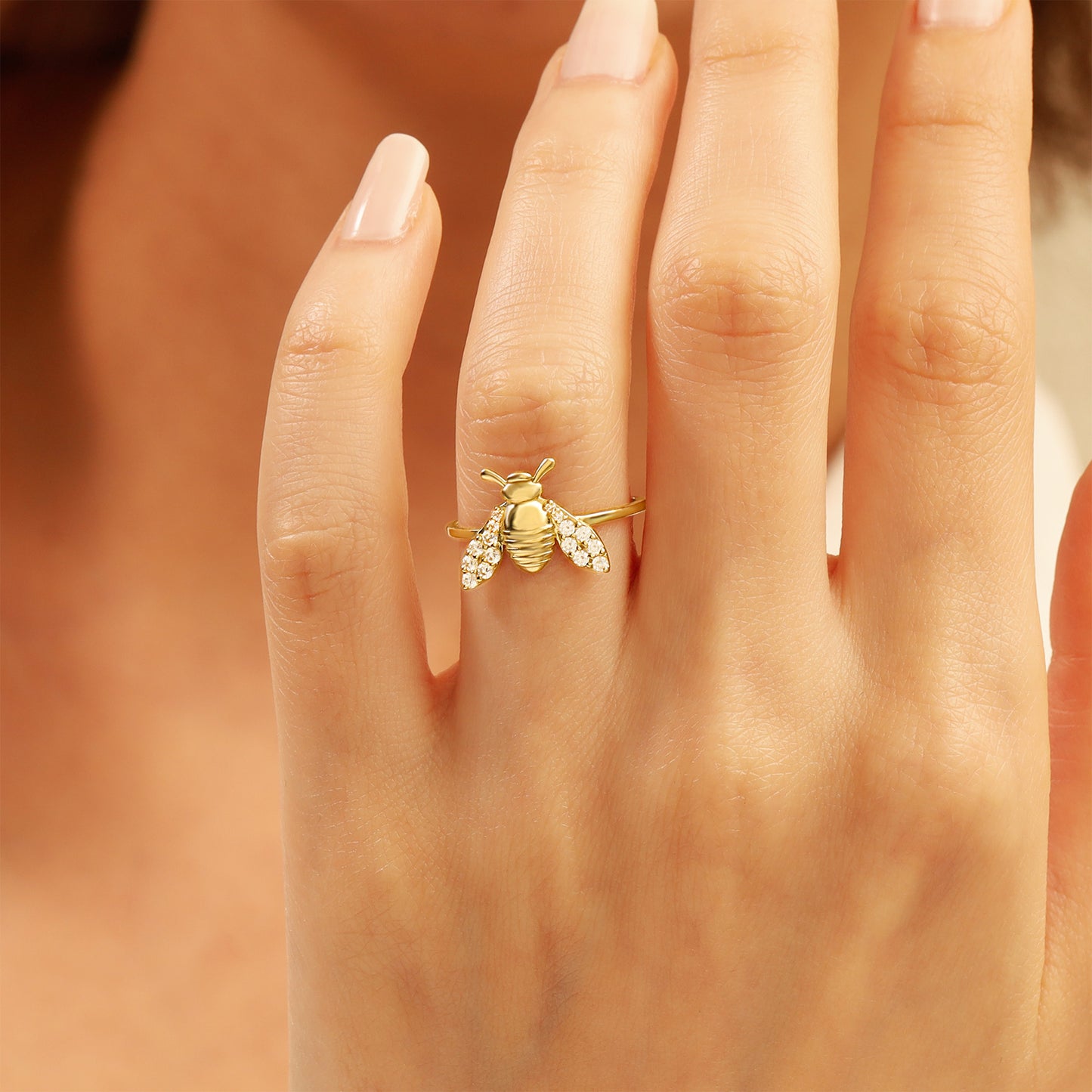14K Bee Motif Zircon Gold Ring