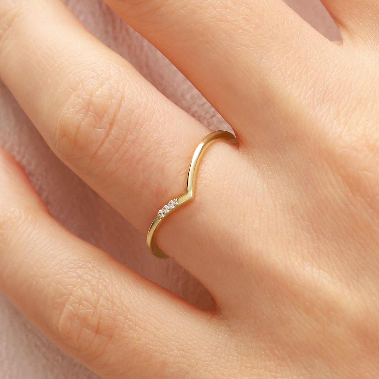 14K Gold V-Shaped Ring with Zircon