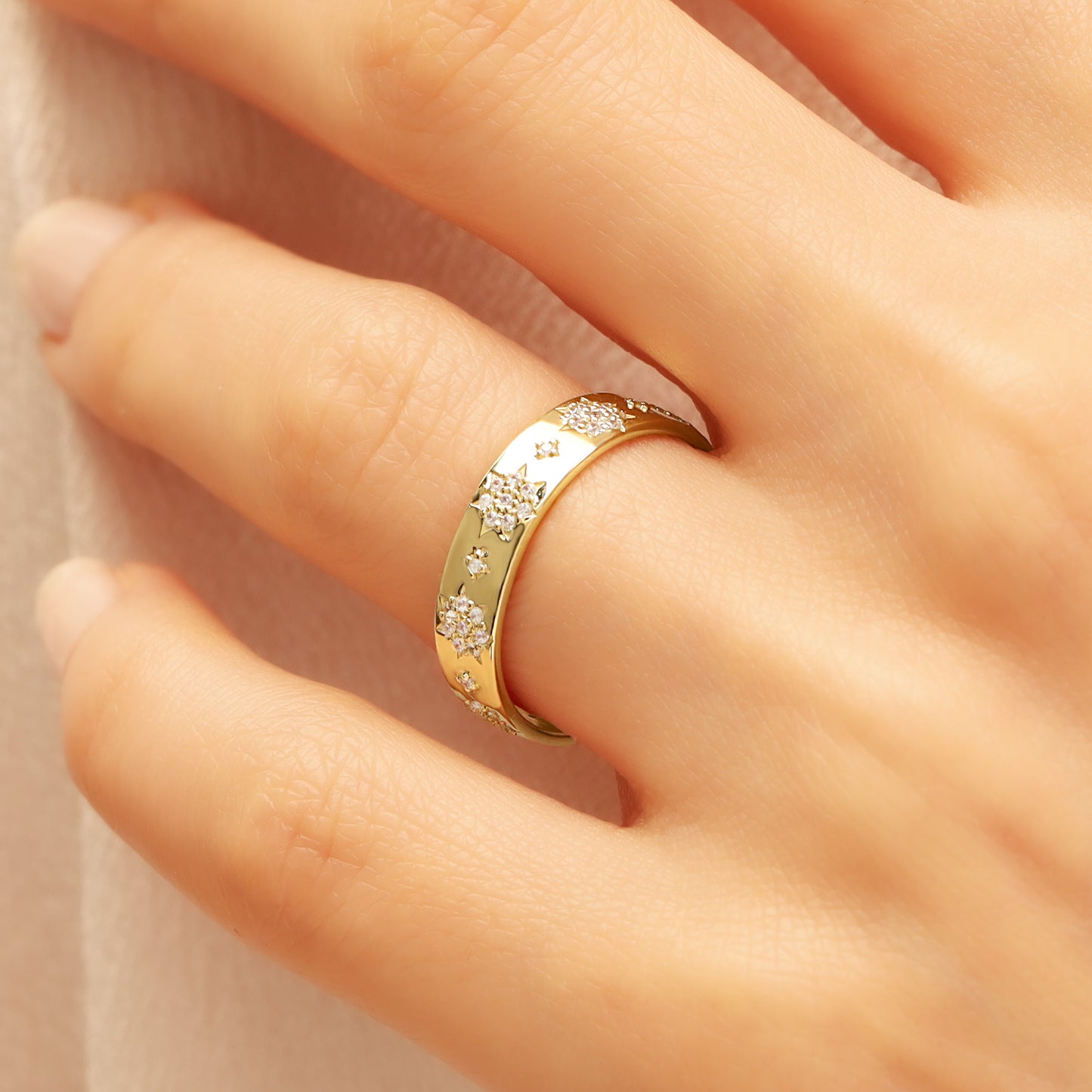 14K Snowflake Star Band Ring