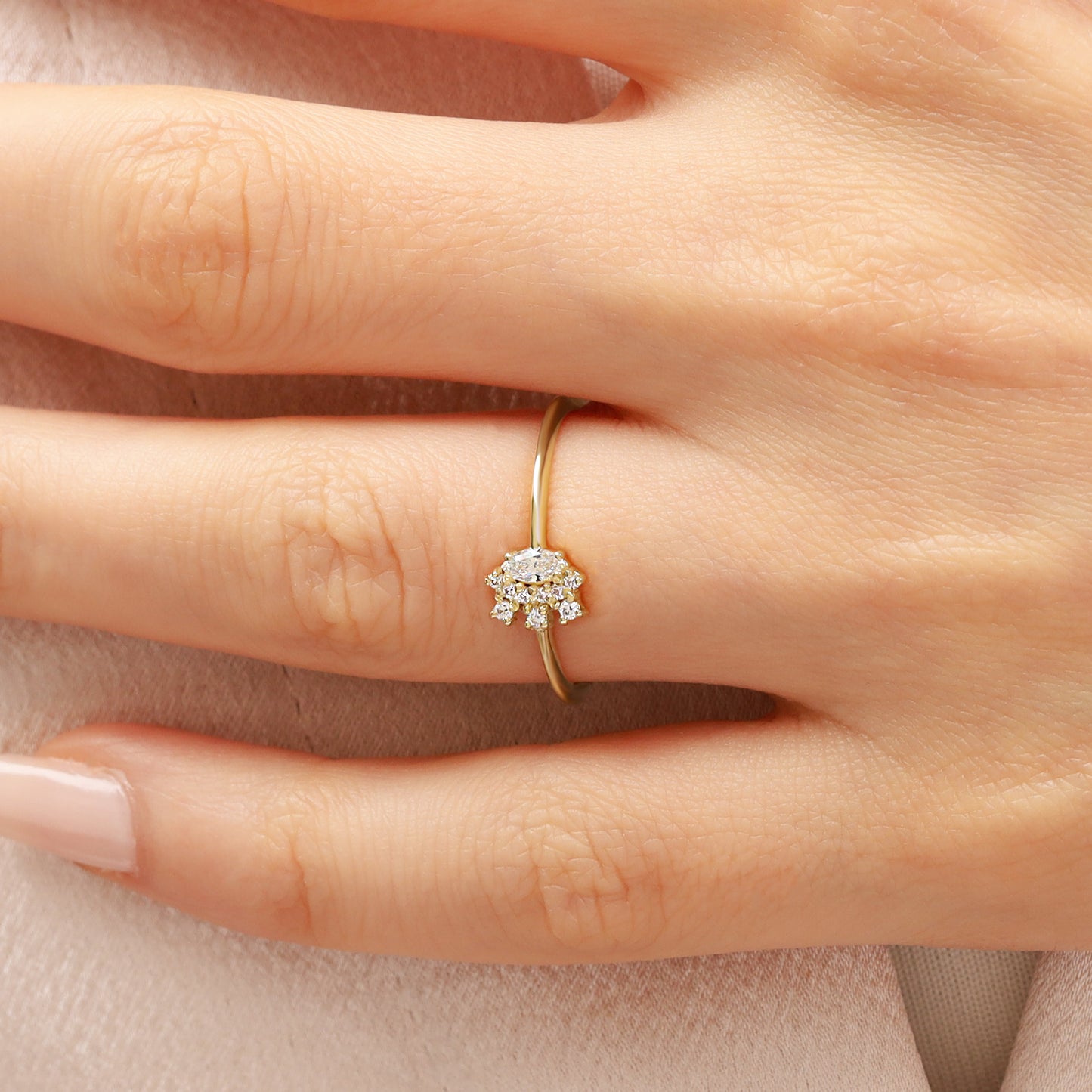 14K Minimalist Marquise Zircon Ring