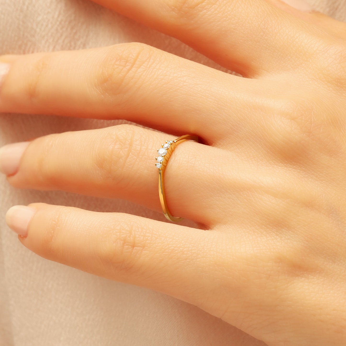 14K Minimalist Round Zircon Solid Gold Ring