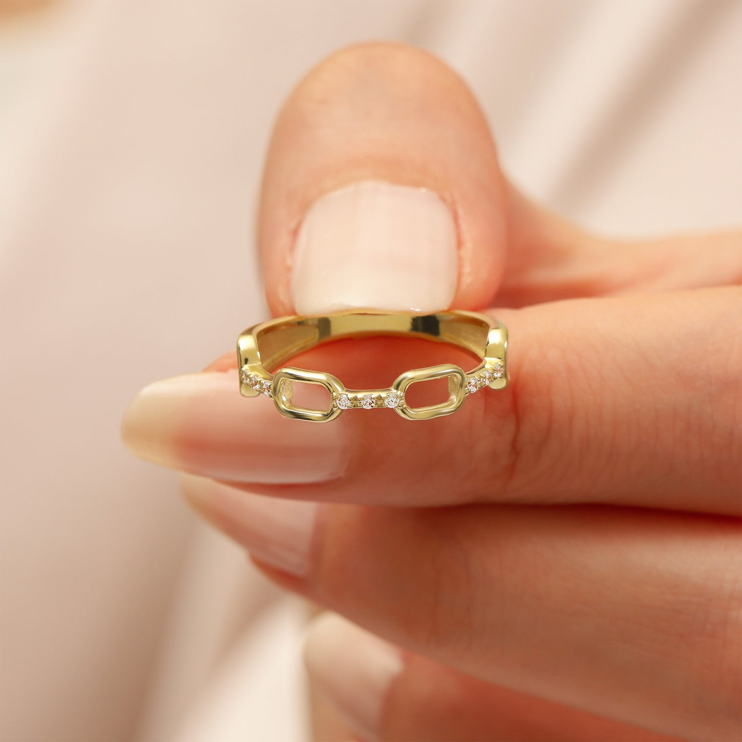 14K Gold Chain Link Ring with Zircon Accents
