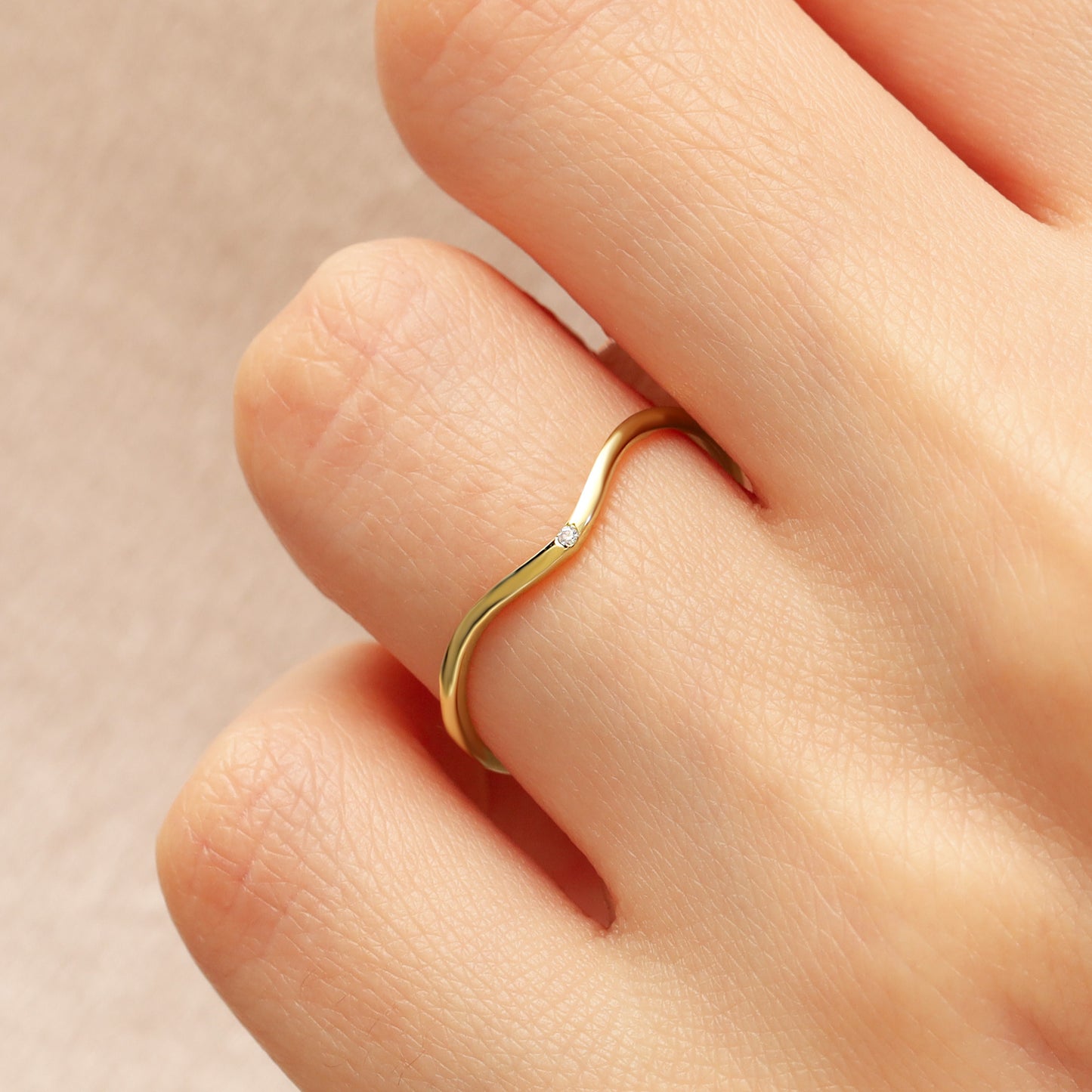 14K Solid Gold Wave Ring with Zircon