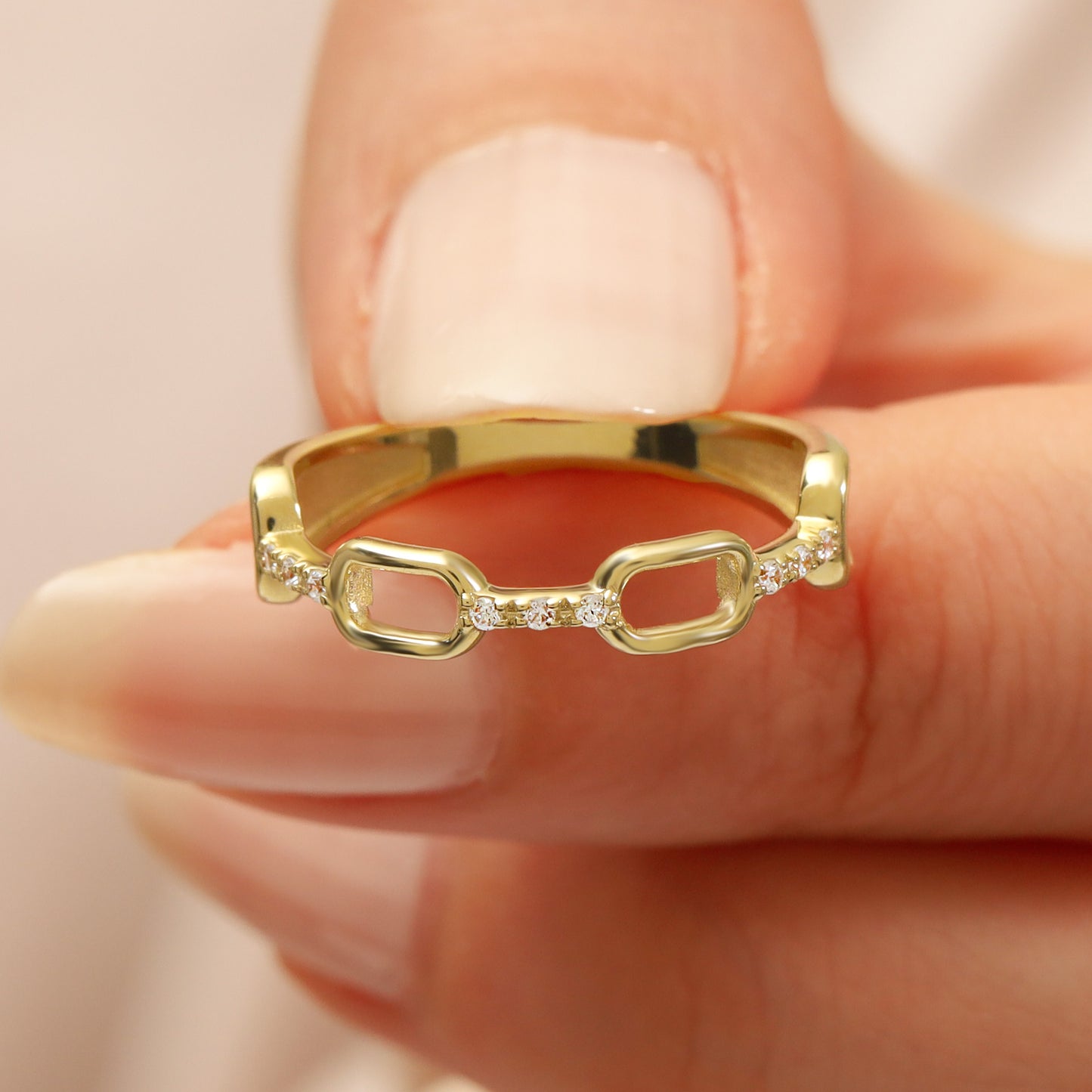 14K Gold Chain Link Ring with Zircon Accents