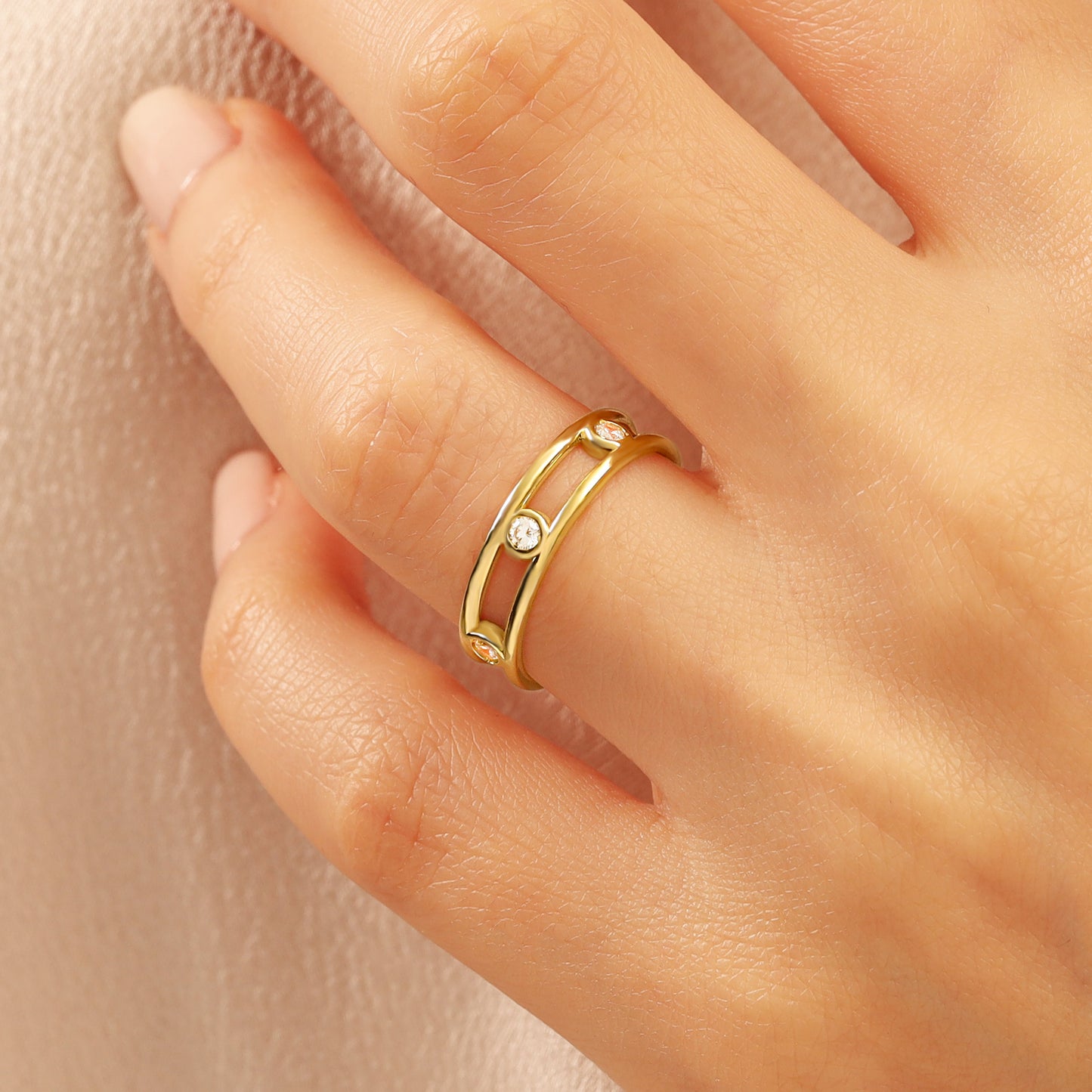 14K Bezel Set Zircon Gold Ring