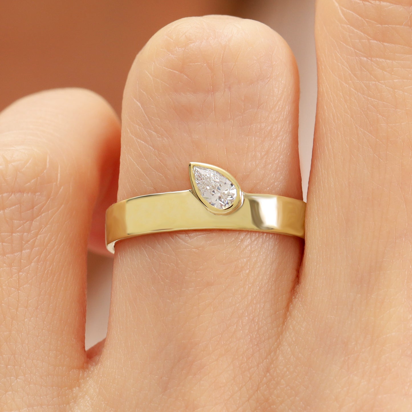 Pear Bezel CZ Ring in 14K Gold – 3.6 mm Flat Band