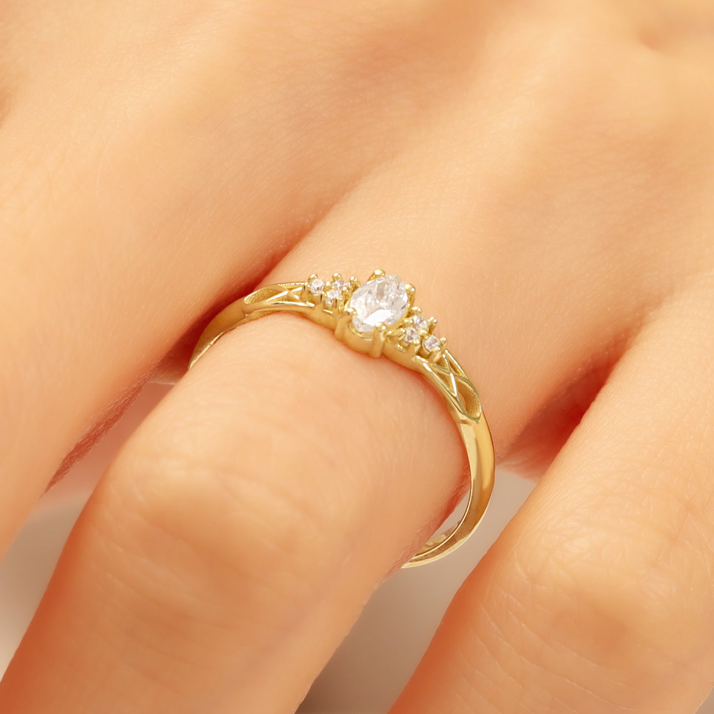 14K Vintage Marquise Solid Gold Engagement Ring