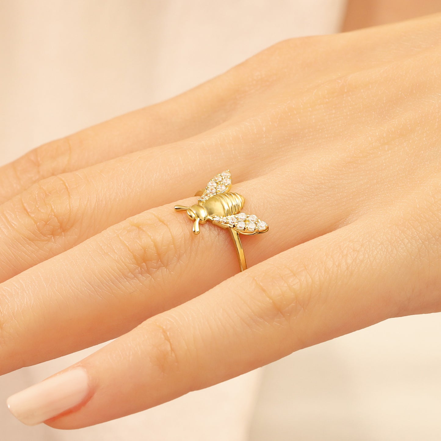 14K Bee Motif Zircon Gold Ring