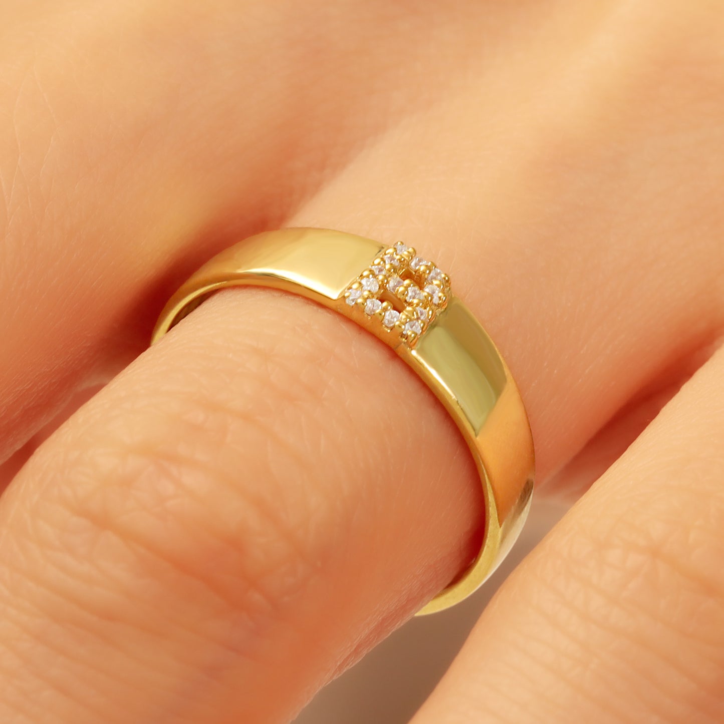 14K Bold Square Letter Signet Ring