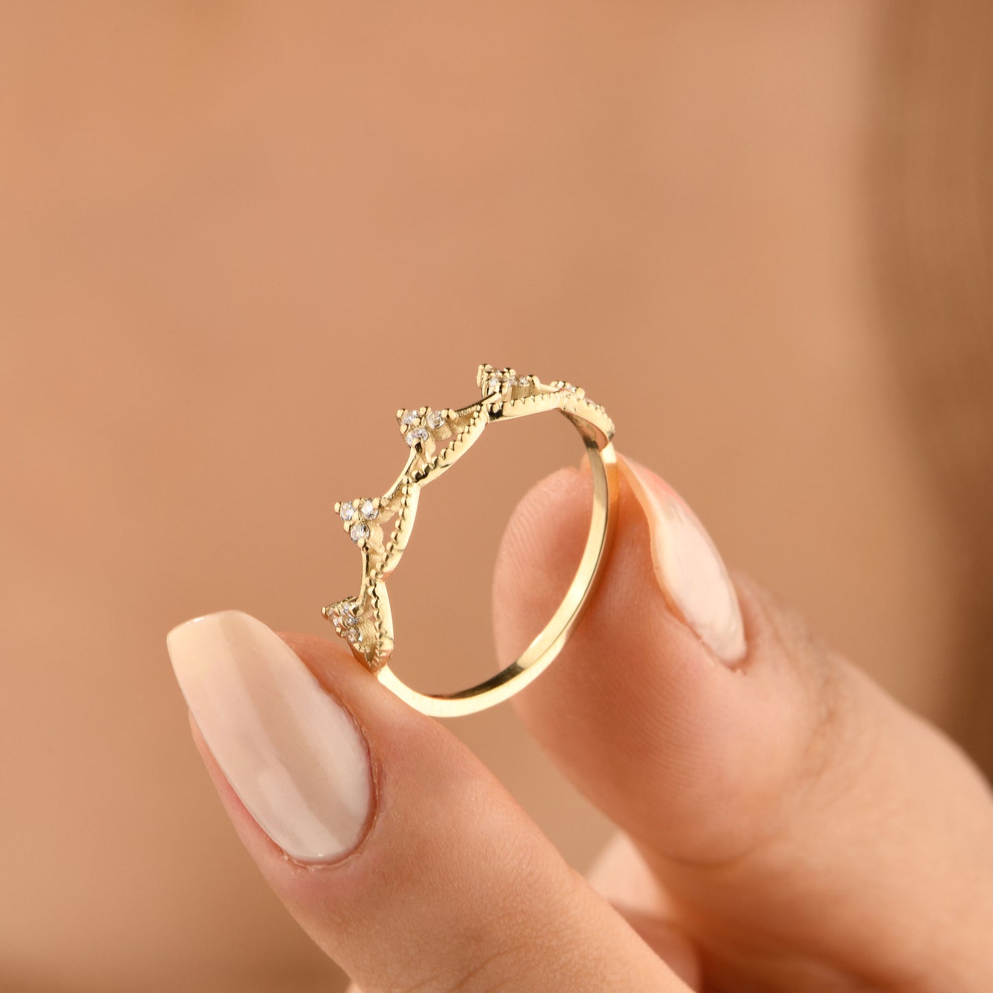 14K Zircon Gold Crown Band Ring