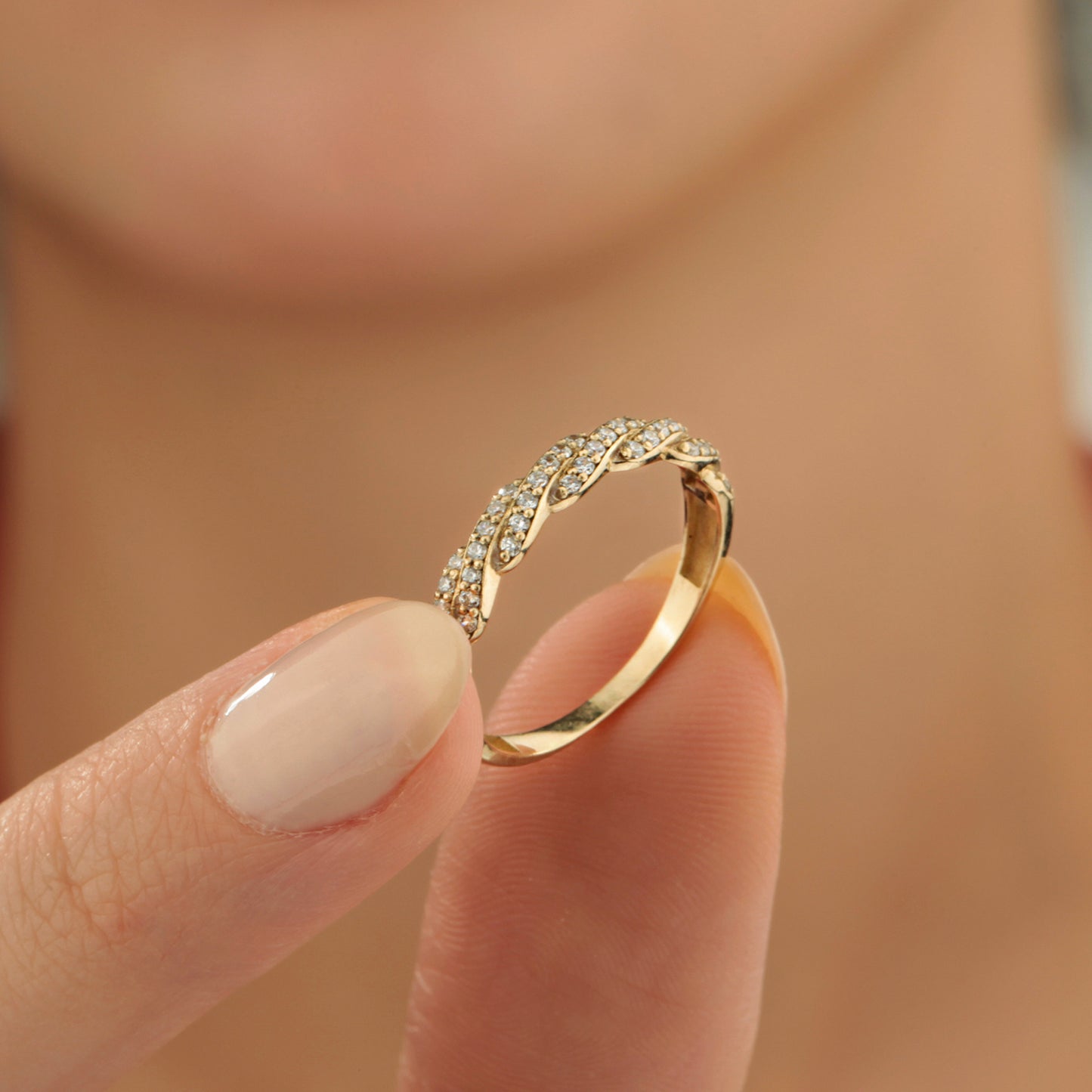 14K Gold Twisted Zircon Ring