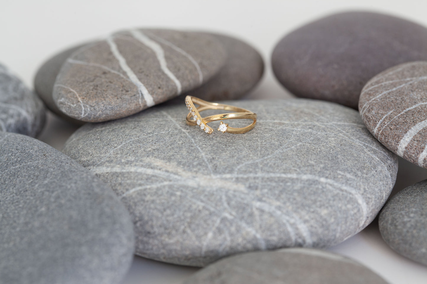 14K Real Solid Gold Diamond X Ring