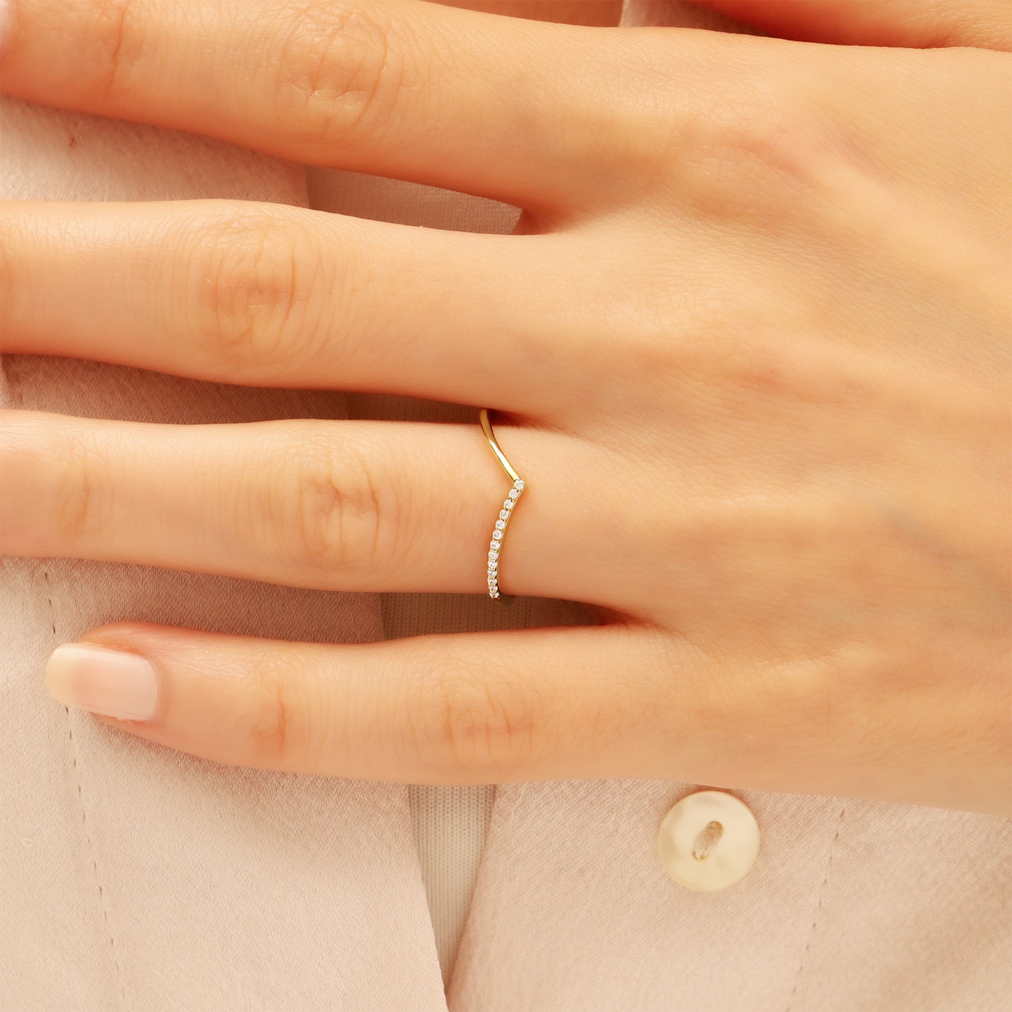 14K Chevron Zircon Gold Ring