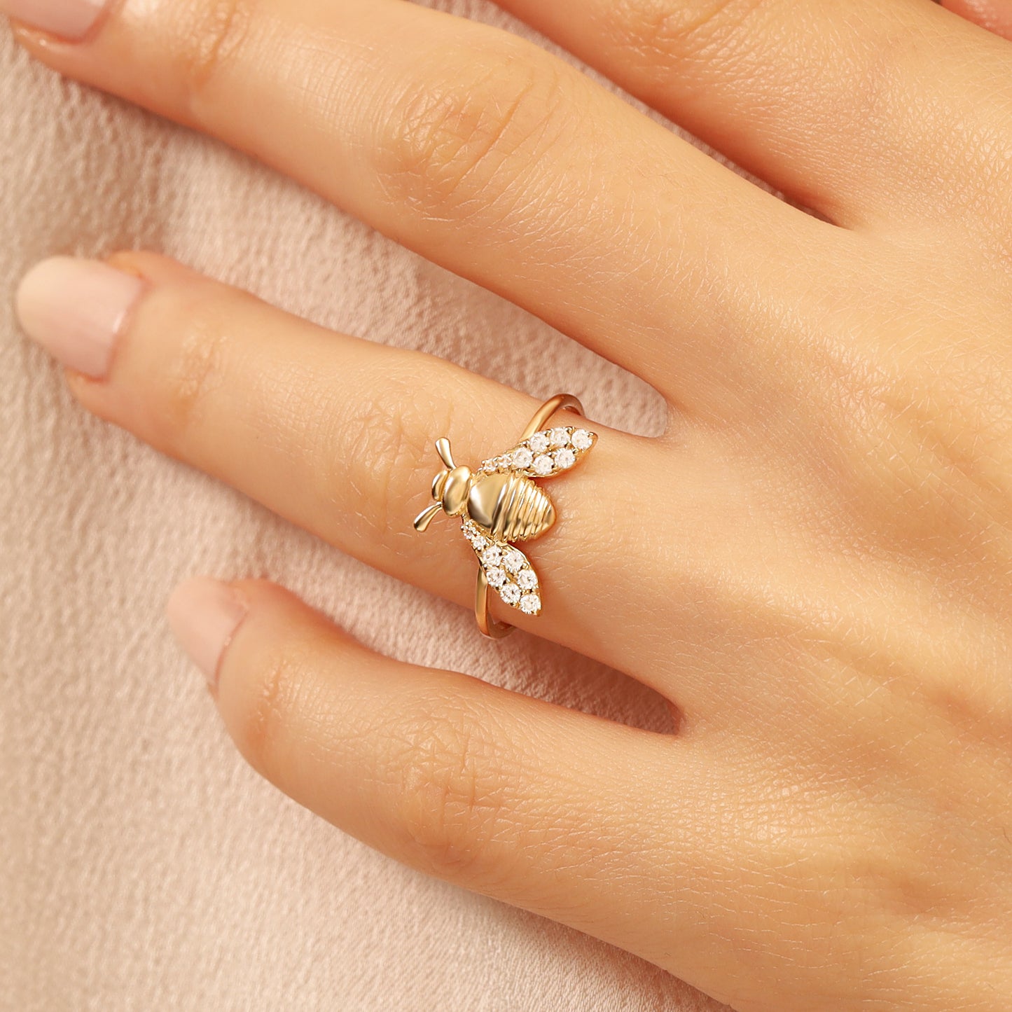 14K Bee Motif Zircon Gold Ring
