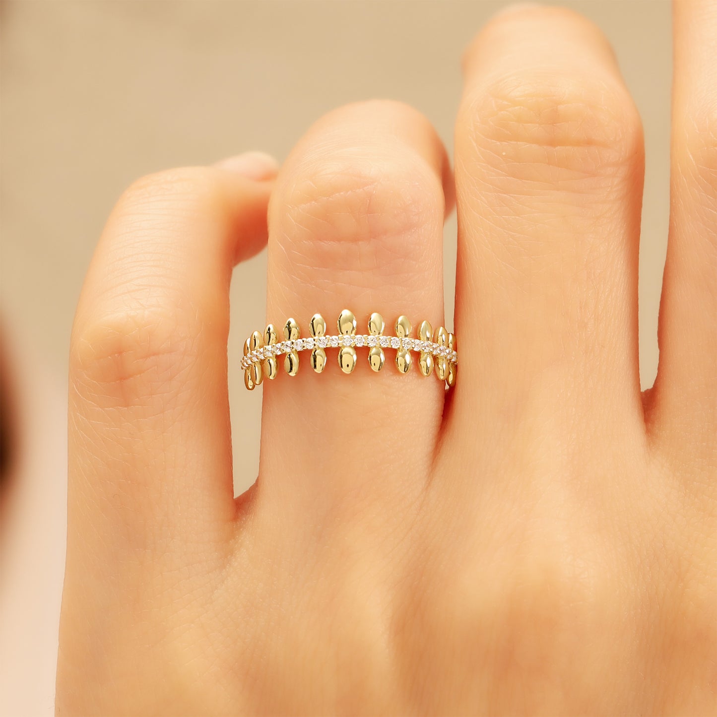 Leaf Wedding Band – 14K Gold Pavé CZ Crown Ring
