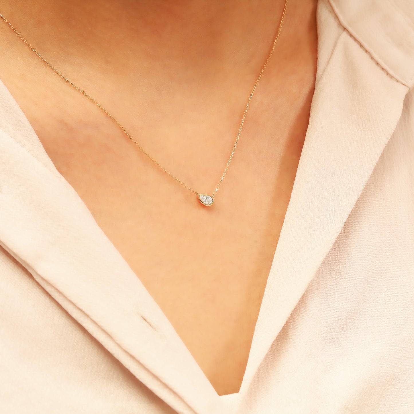 Pear Stone Necklace 14K Gold – Bezel-Set Teardrop Sparkle