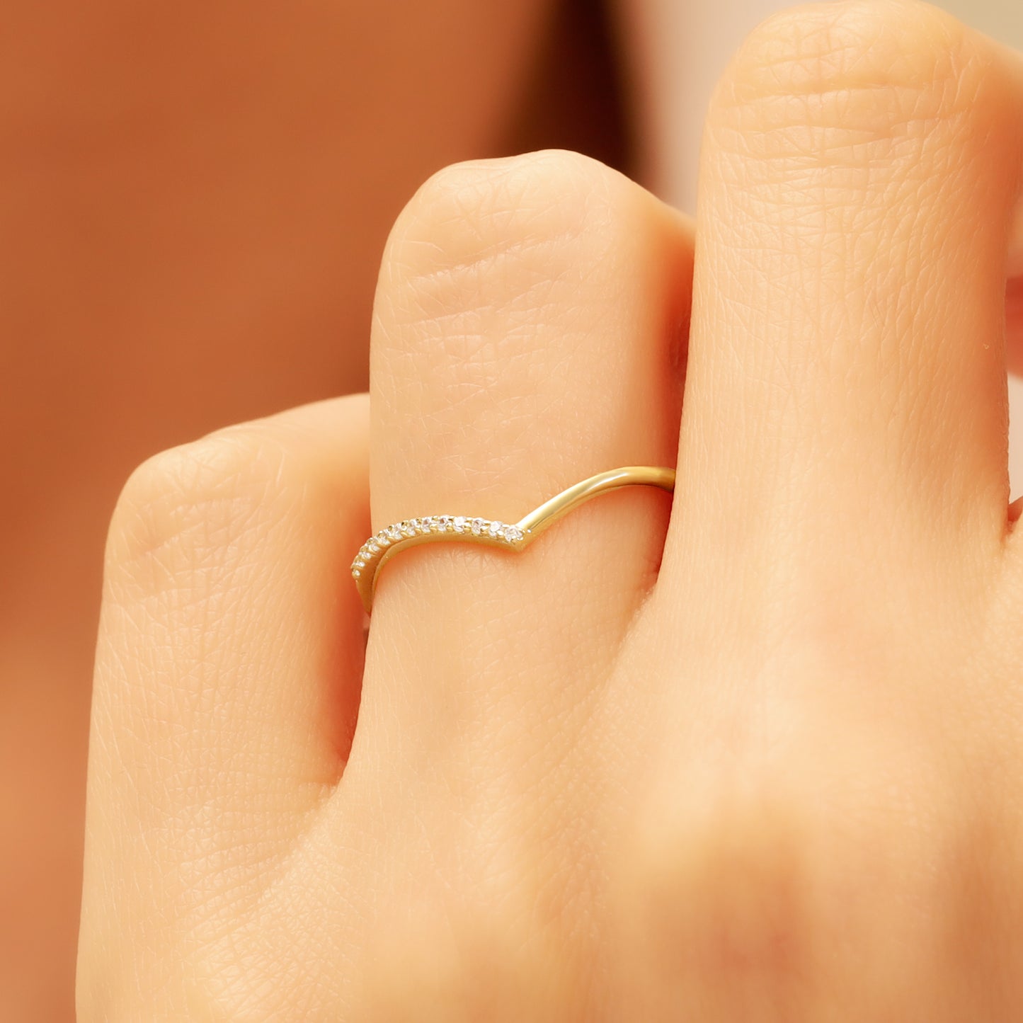14K Chevron Zircon Gold Ring