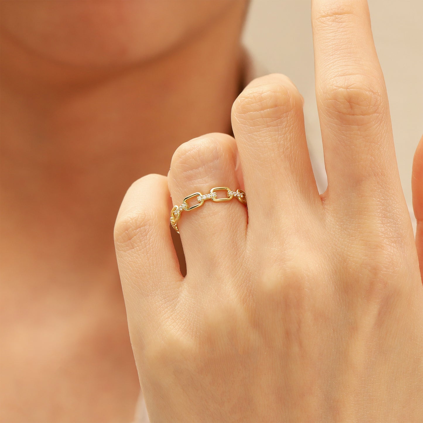 14K Chain Link Zircon Gold Ring